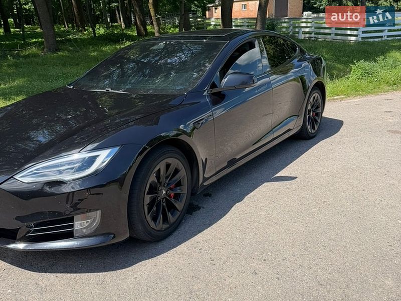 Ліфтбек Tesla Model S 2018 в Вінниці фото 5 Ліфтбек Tesla Model S 2018 в Вінниці