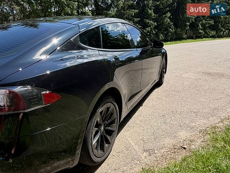Ліфтбек Tesla Model S 2018 в Вінниці фото 11 Ліфтбек Tesla Model S 2018 в Вінниці