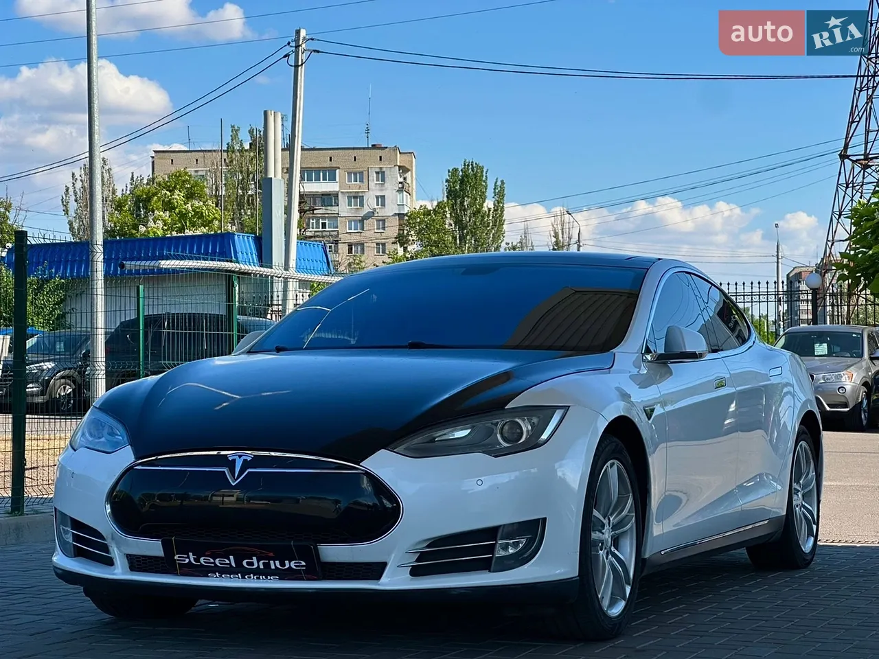 2013 Tesla Model S - мініатюра 26