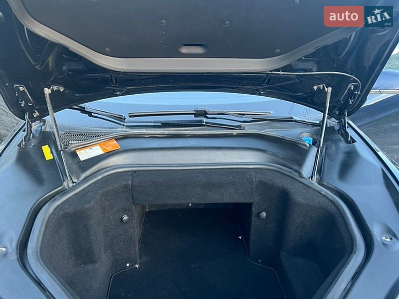 Лифтбек Tesla Model S 2013 в Житомире фото 13 Лифтбек Tesla Model S 2013 в Житомире