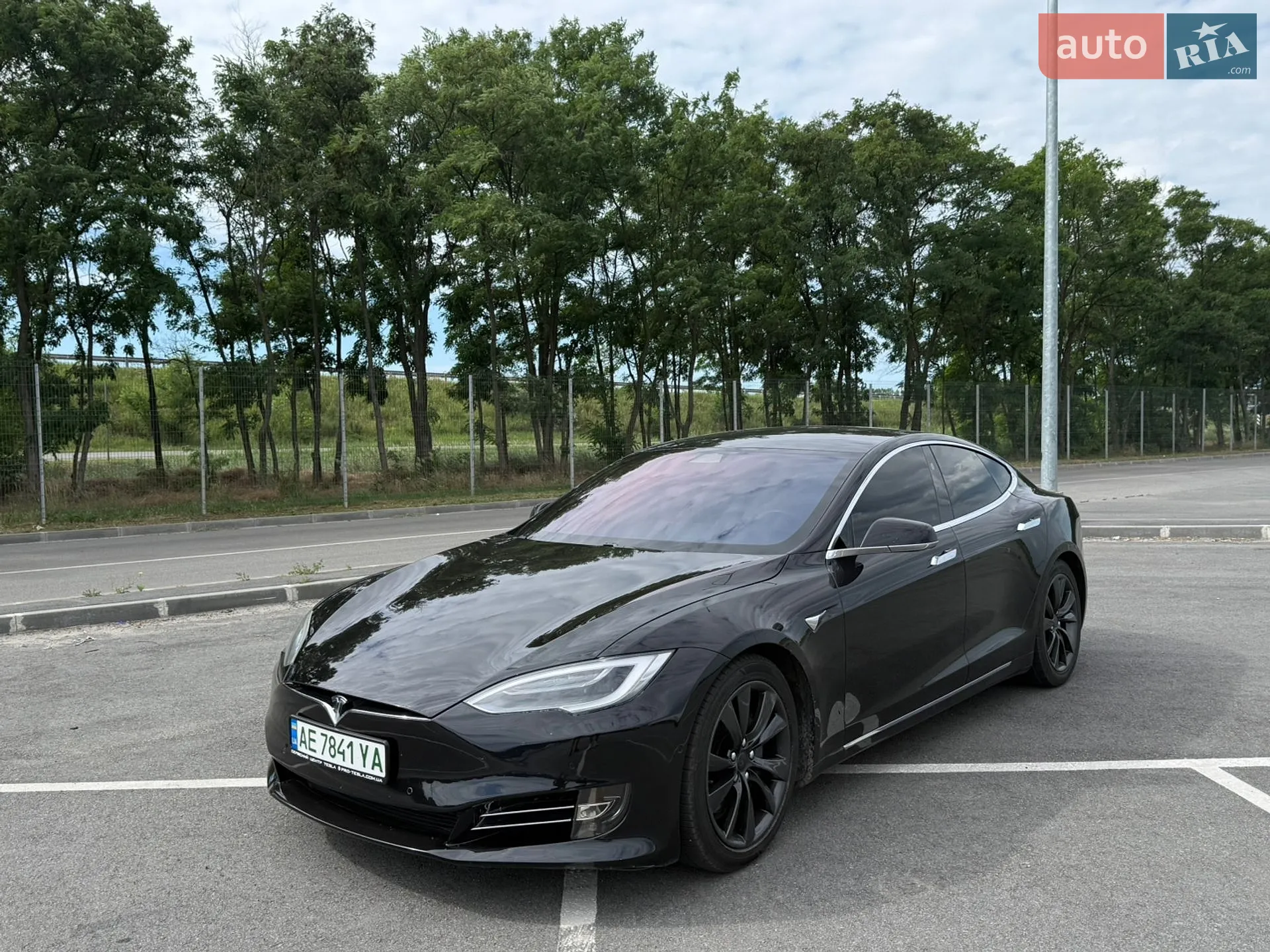 2017 Tesla Model S - фото 1