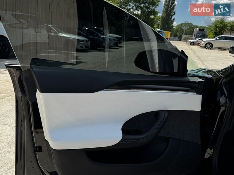 Лифтбек Tesla Model S 2021 в Одессе фото 10 Лифтбек Tesla Model S 2021 в Одессе