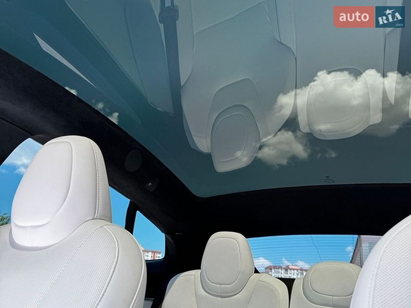 Лифтбек Tesla Model S 2021 в Одессе фото 30 Лифтбек Tesla Model S 2021 в Одессе