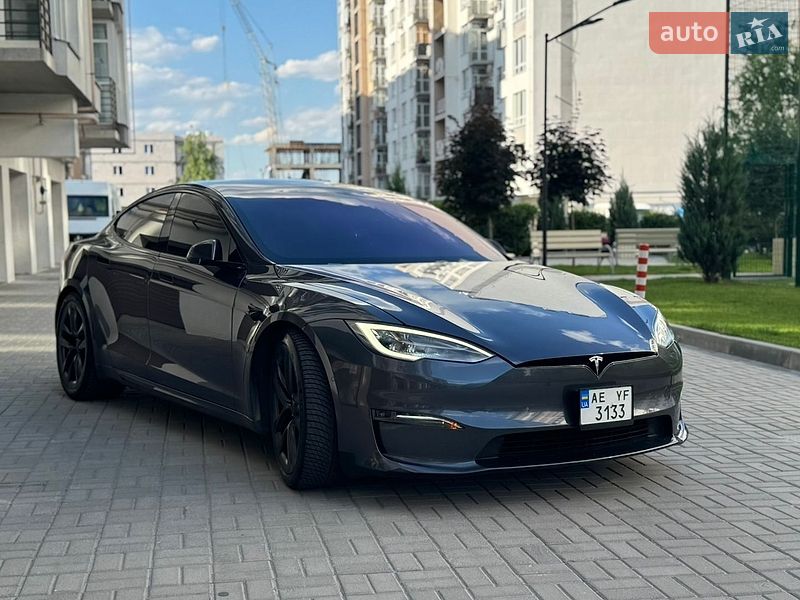 Лифтбек Tesla Model S 2021 в Днепре