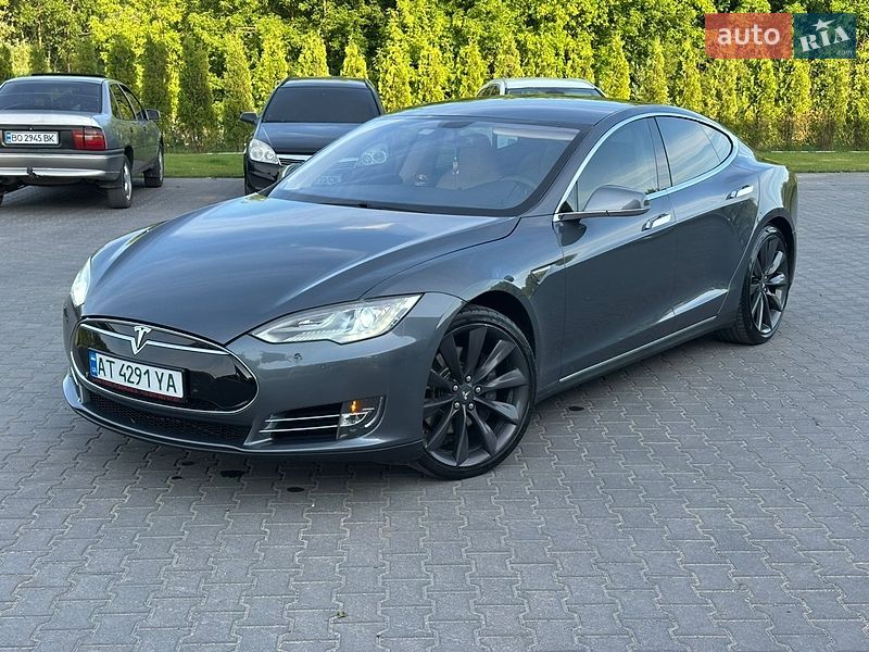 Ліфтбек Tesla Model S 2014 в Тернополі фото 2 Ліфтбек Tesla Model S 2014 в Тернополі