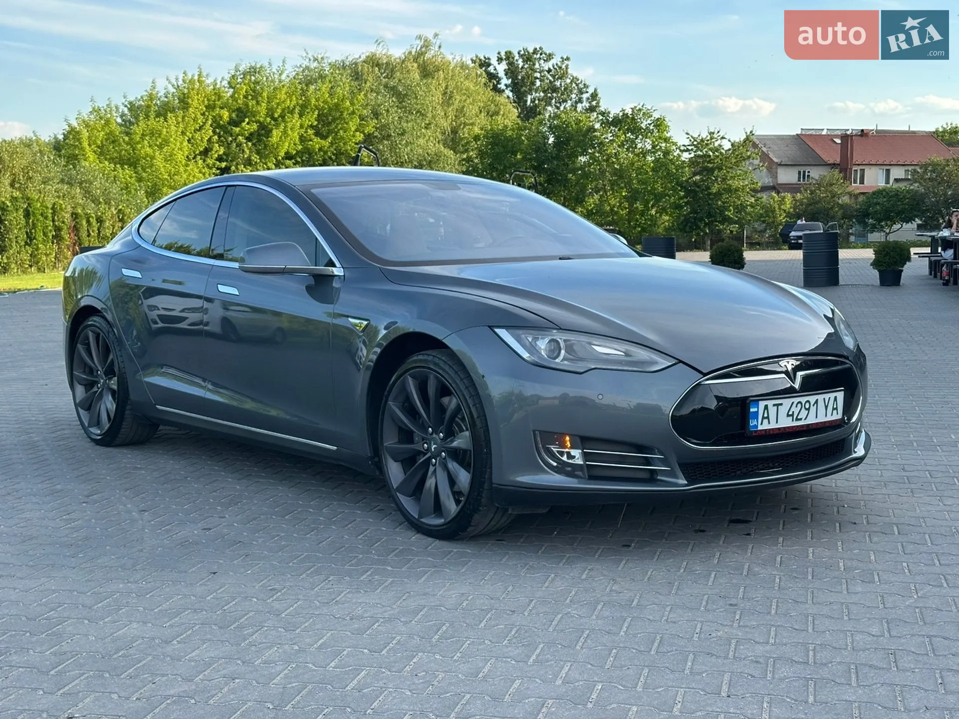 2014 Tesla Model S - мініатюра 10