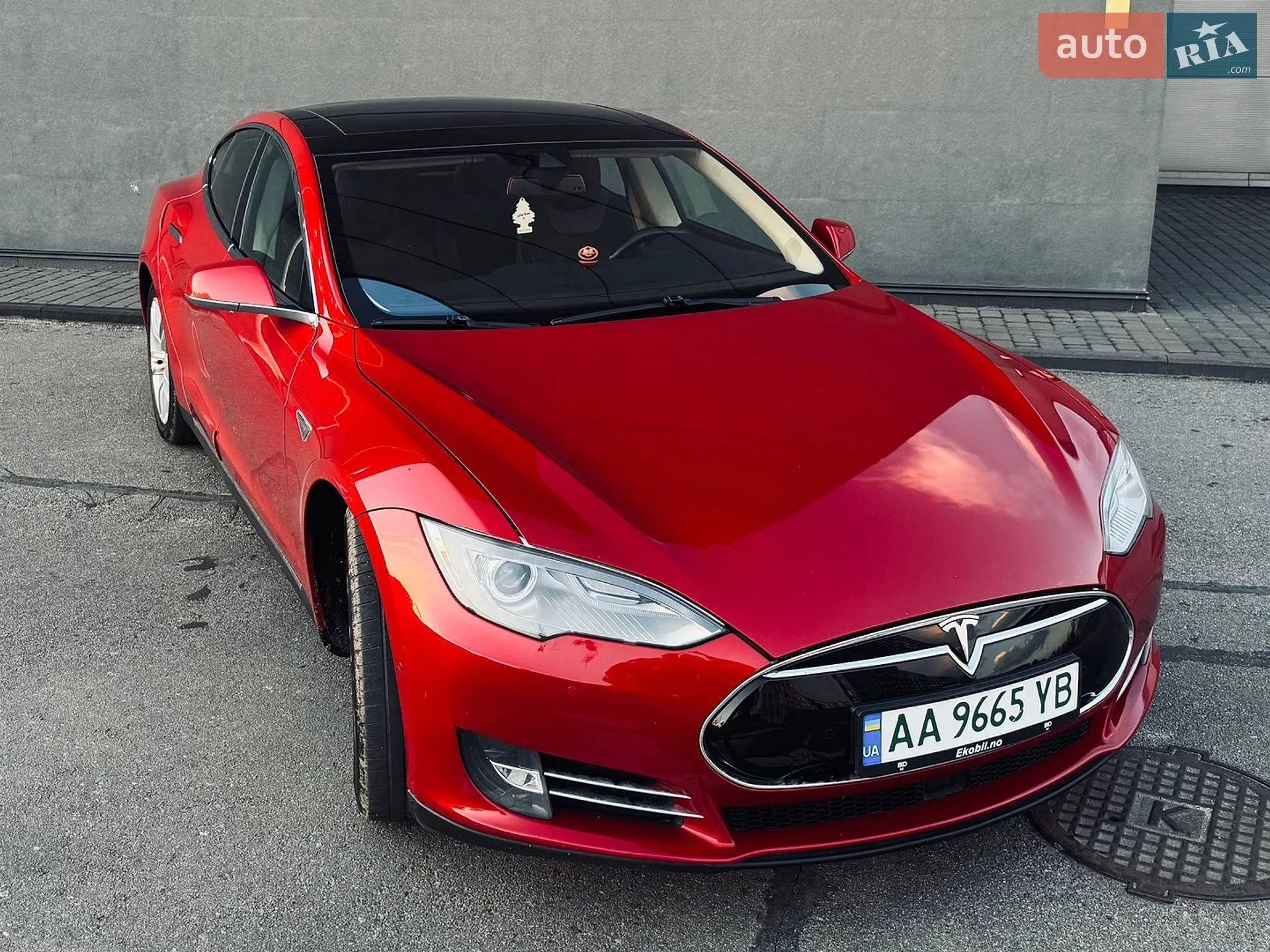 2014 Tesla Model S - мініатюра 4