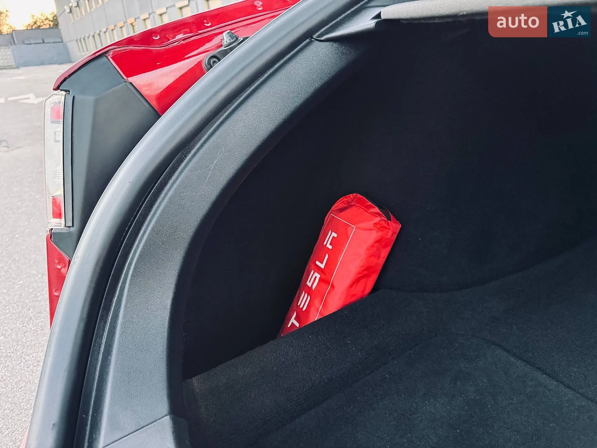 2014 Tesla Model S - мініатюра 38