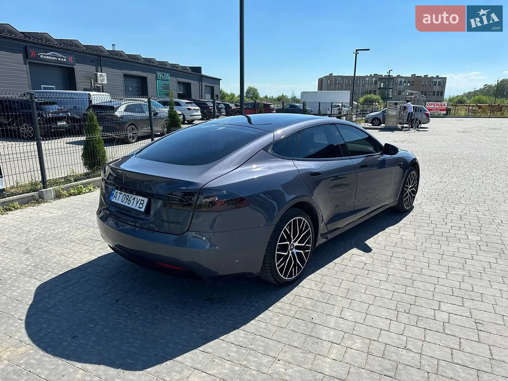 2020 Tesla Model S - мініатюра 9