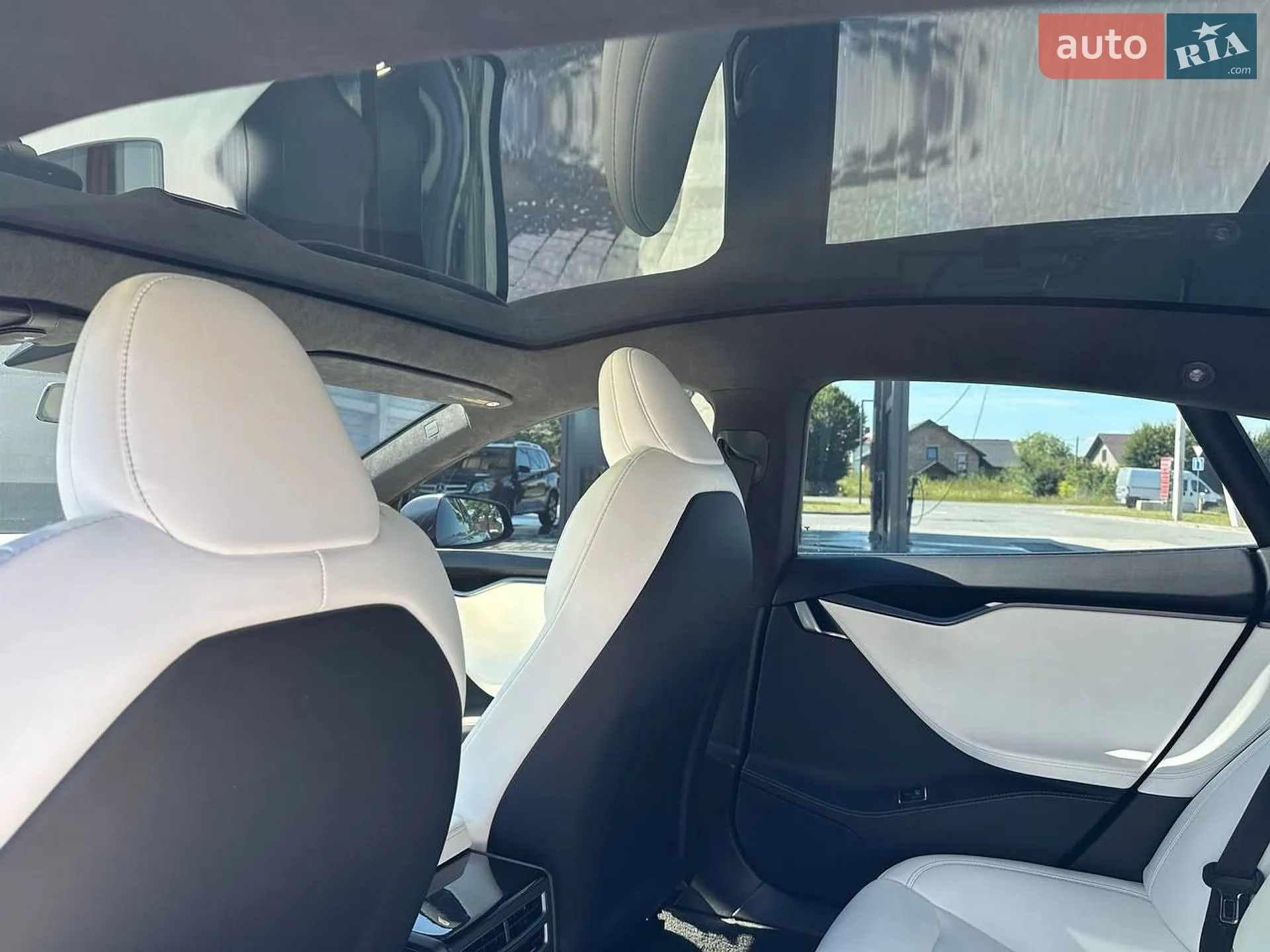2020 Tesla Model S - мініатюра 33