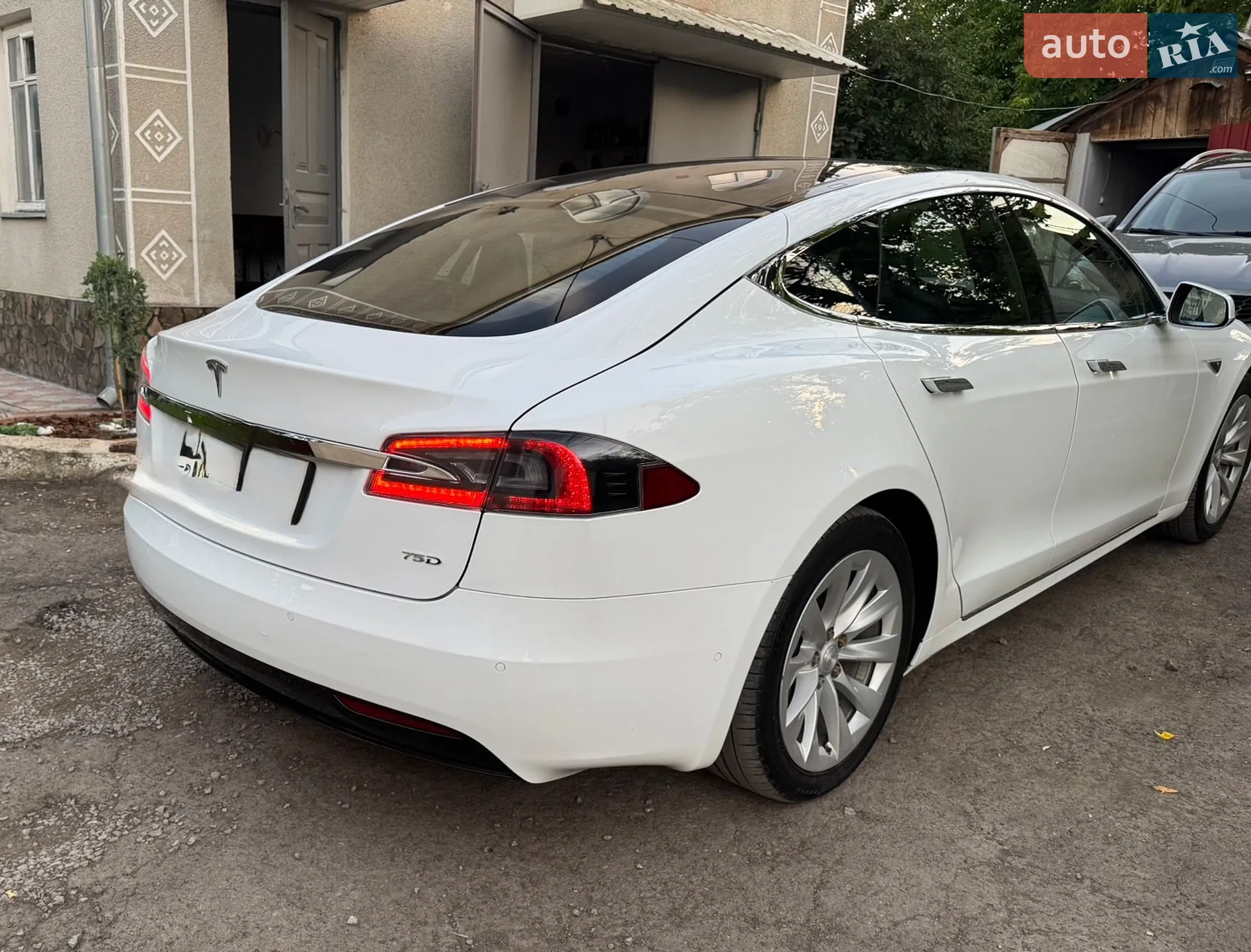 2016 Tesla Model S - мініатюра 31