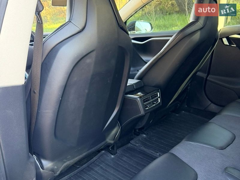 Лифтбек Tesla Model S 2014 в Харькове