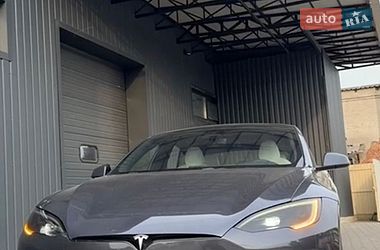 Ліфтбек Tesla Model S 2023 в Овручі