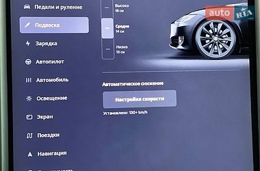 Лифтбек Tesla Model S 2019 в Киеве