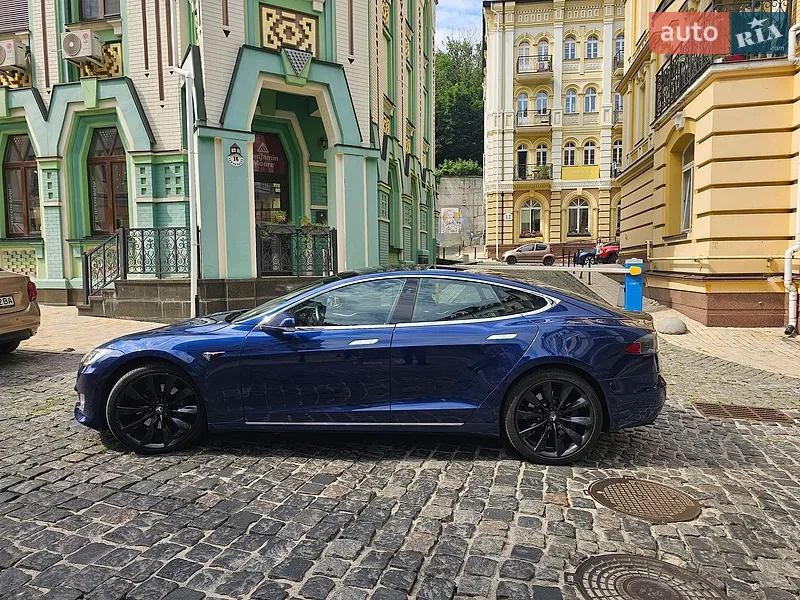 Tesla Model S 2018 VIN 5YJSA1E21JF266684 фото оголошення 37 з 62