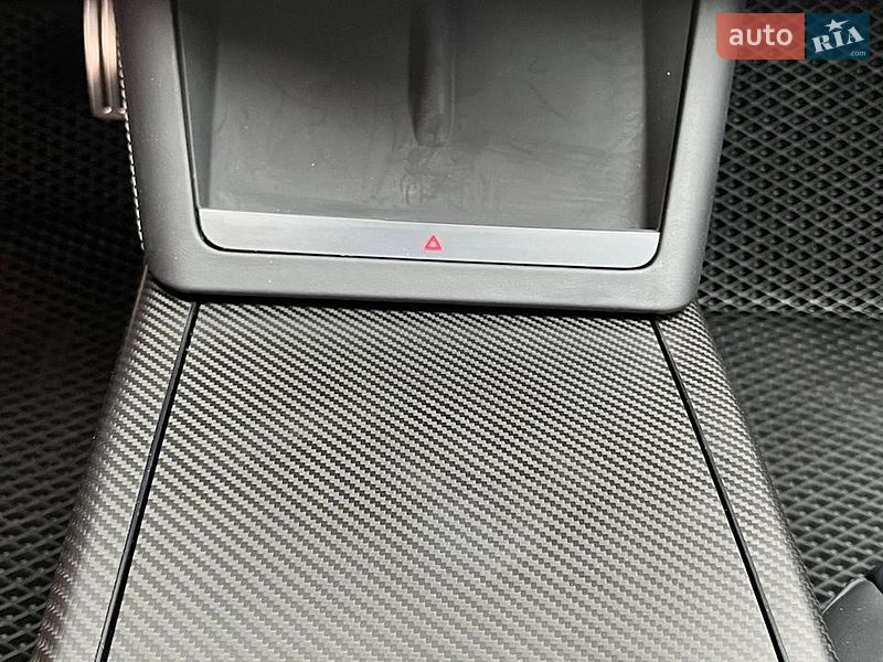 Лифтбек Tesla Model S 2023 в Ровно