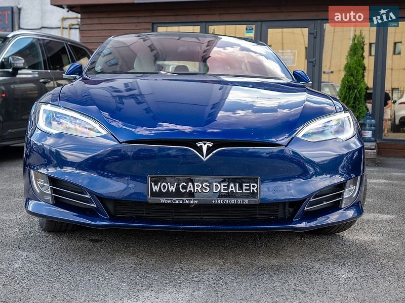 Лифтбек Tesla Model S 2019 в Киеве фото 2 Лифтбек Tesla Model S 2019 в Киеве