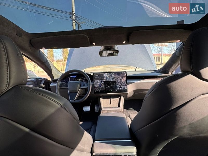 Лифтбек Tesla Model S 2023 в Киеве