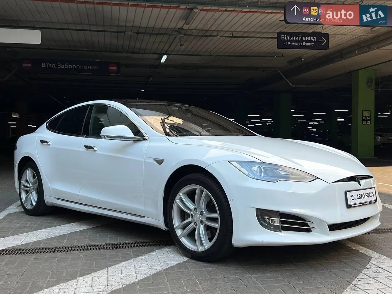 2016 Tesla Model S - мініатюра 21