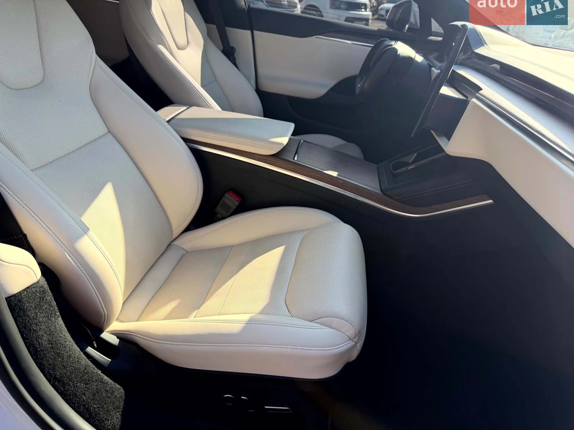 2022 Tesla Model S - мініатюра 15