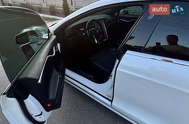 Ліфтбек Tesla Model S 2017 в Звенигородці фото 15 Ліфтбек Tesla Model S 2017 в Звенигородці