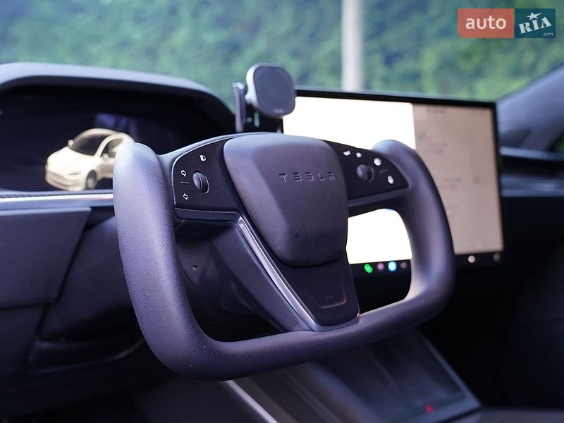 Лифтбек Tesla Model S 2022 в Киеве