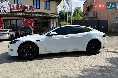 Лифтбек Tesla Model S 2022 в Виннице