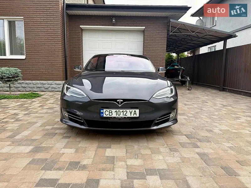 Tesla Model S 2018 VIN 5YJSA1E20JF297702 фото оголошення 19 з 115