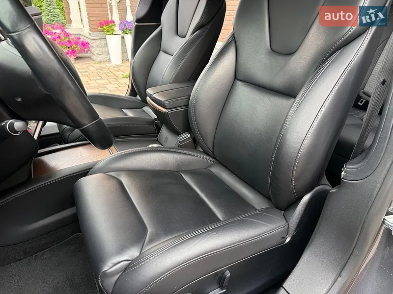 Tesla Model S 2018 VIN 5YJSA1E20JF297702 фото оголошення 69 з 115
