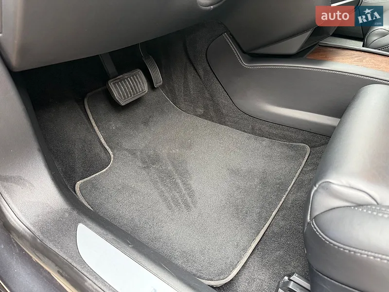 Tesla Model S 2018 VIN 5YJSA1E20JF297702 фото оголошення 86 з 115