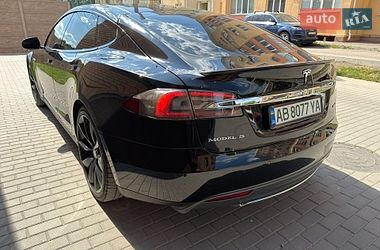 Лифтбек Tesla Model S 2014 в Виннице