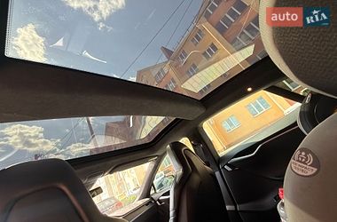 Лифтбек Tesla Model S 2014 в Виннице