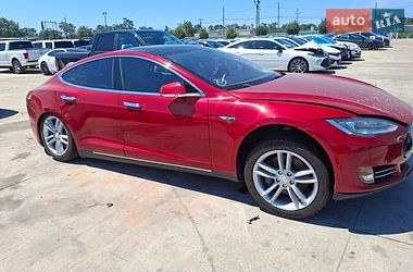 Лифтбек Tesla Model S 2013 в Киеве