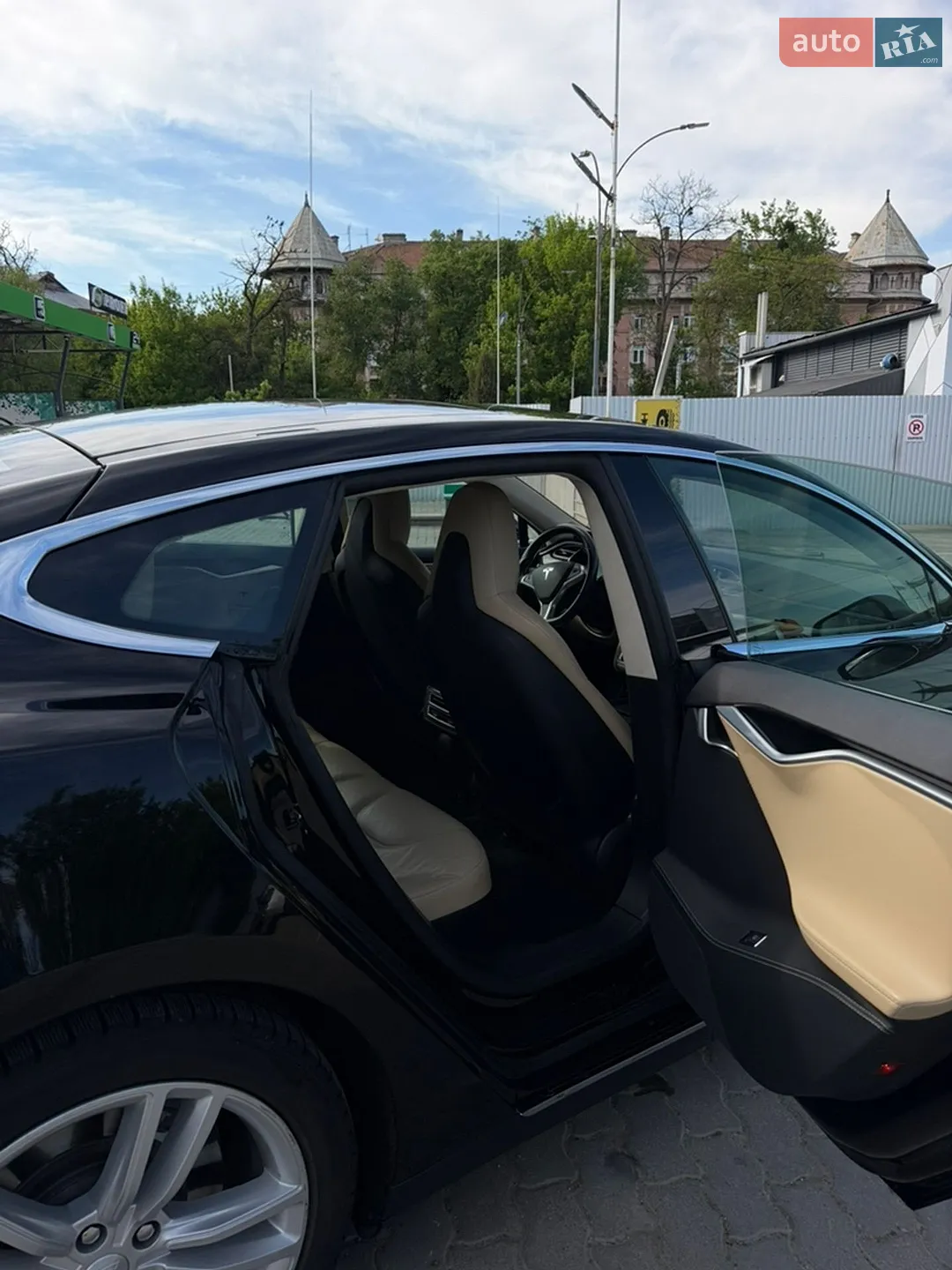 2015 Tesla Model S - мініатюра 13