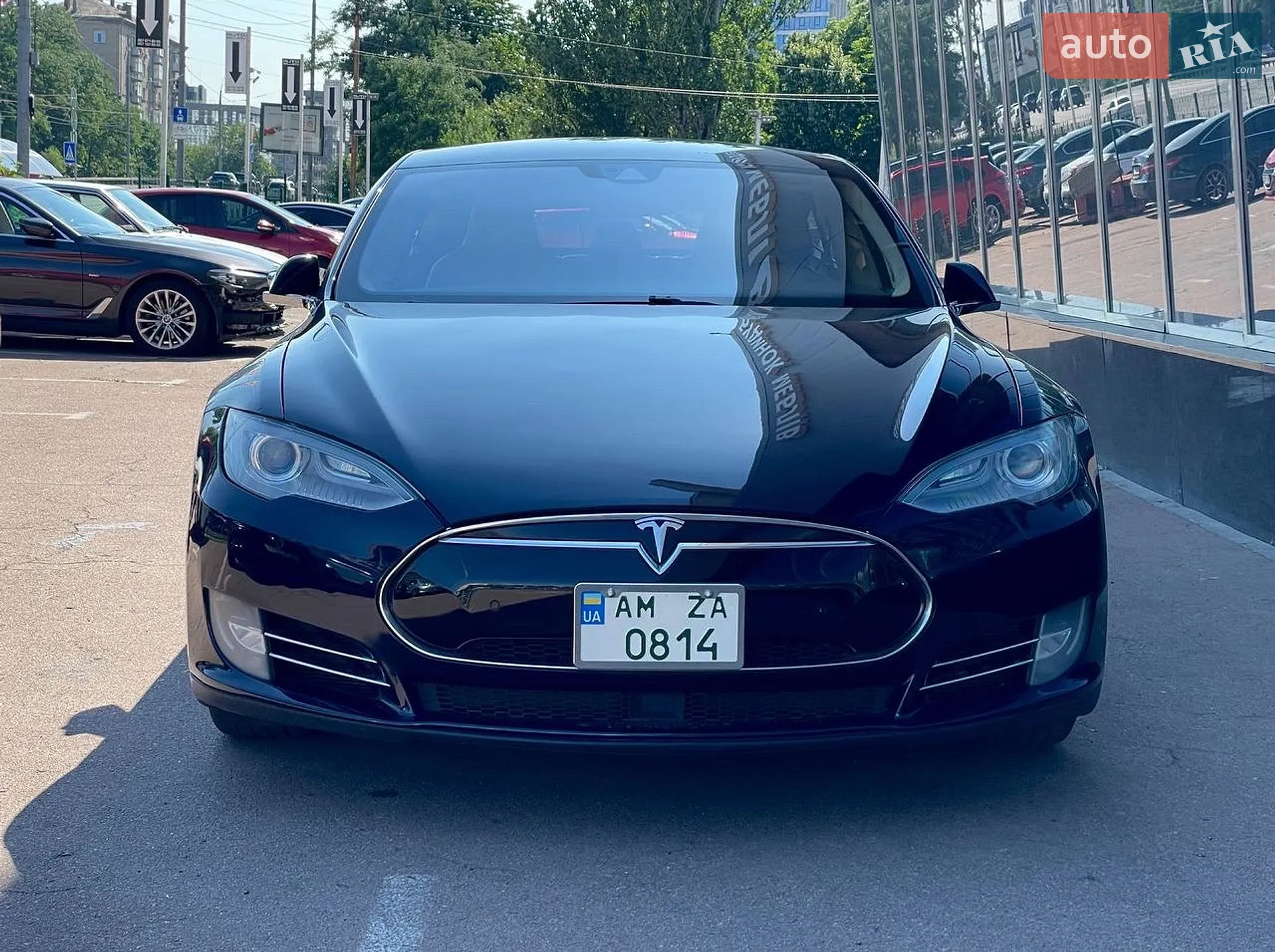 2015 Tesla Model S - мініатюра 11
