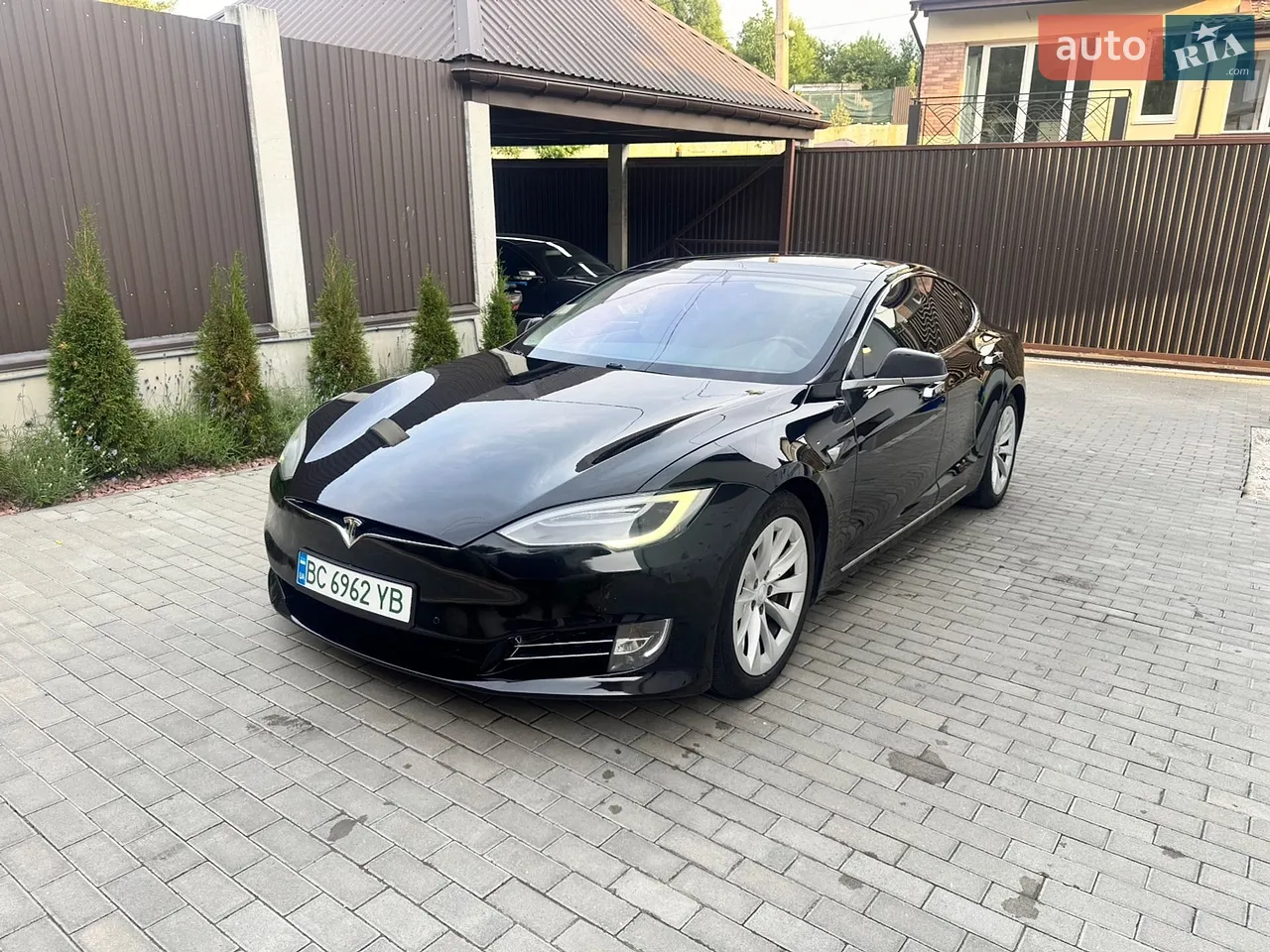 2015 Tesla Model S - мініатюра 11