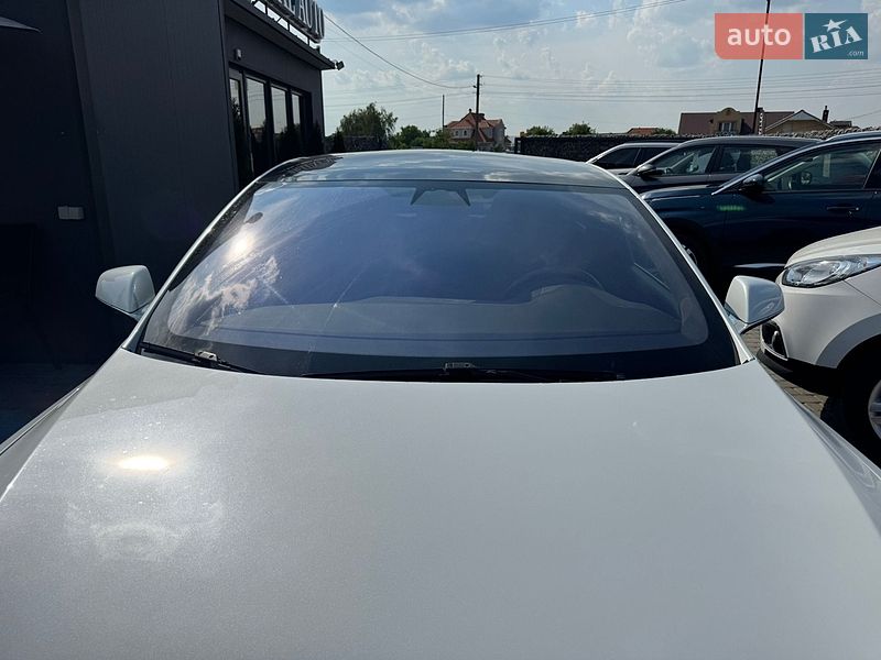 Лифтбек Tesla Model S 2017 в Ивано-Франковске фото 15 Лифтбек Tesla Model S 2017 в Ивано-Франковске