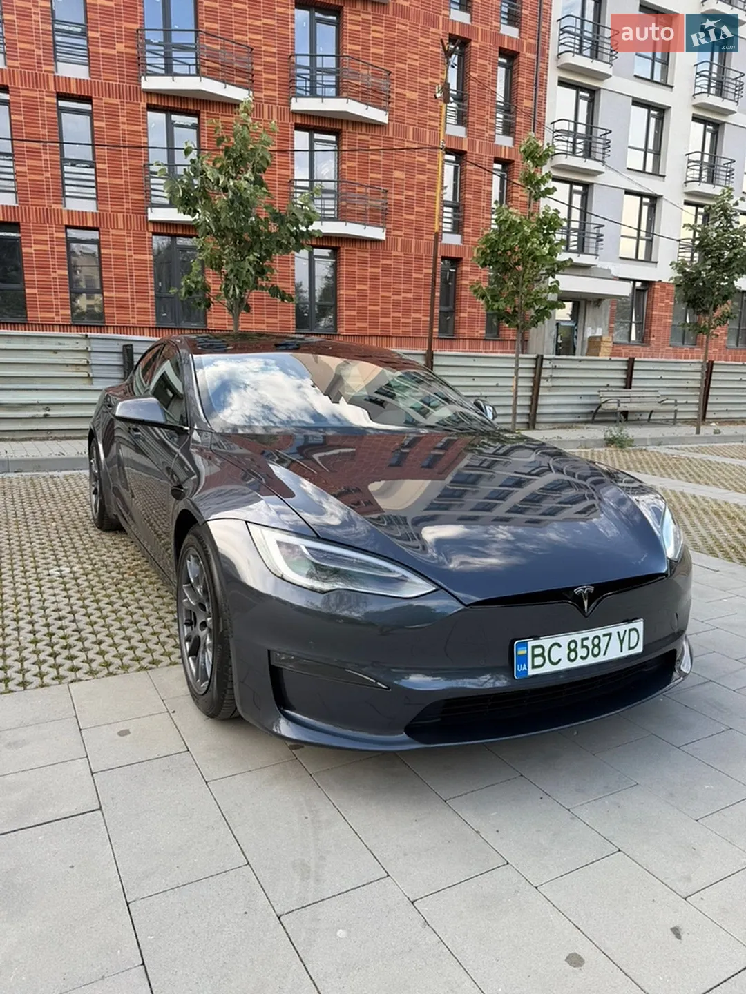 2021 Tesla Model S - фото 1