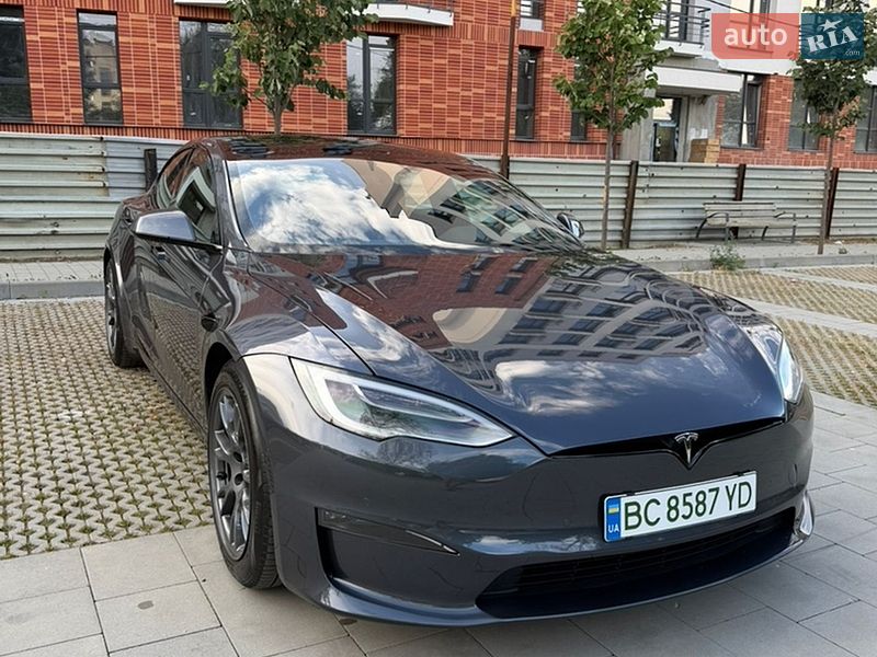 Лифтбек Tesla Model S 2021 в Самборе