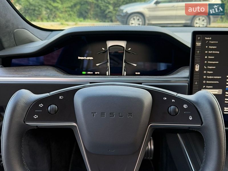Лифтбек Tesla Model S 2021 в Самборе