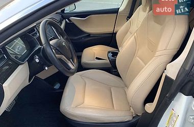 Лифтбек Tesla Model S 2015 в Бершади