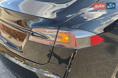 Лифтбек Tesla Model S 2019 в Тячеве