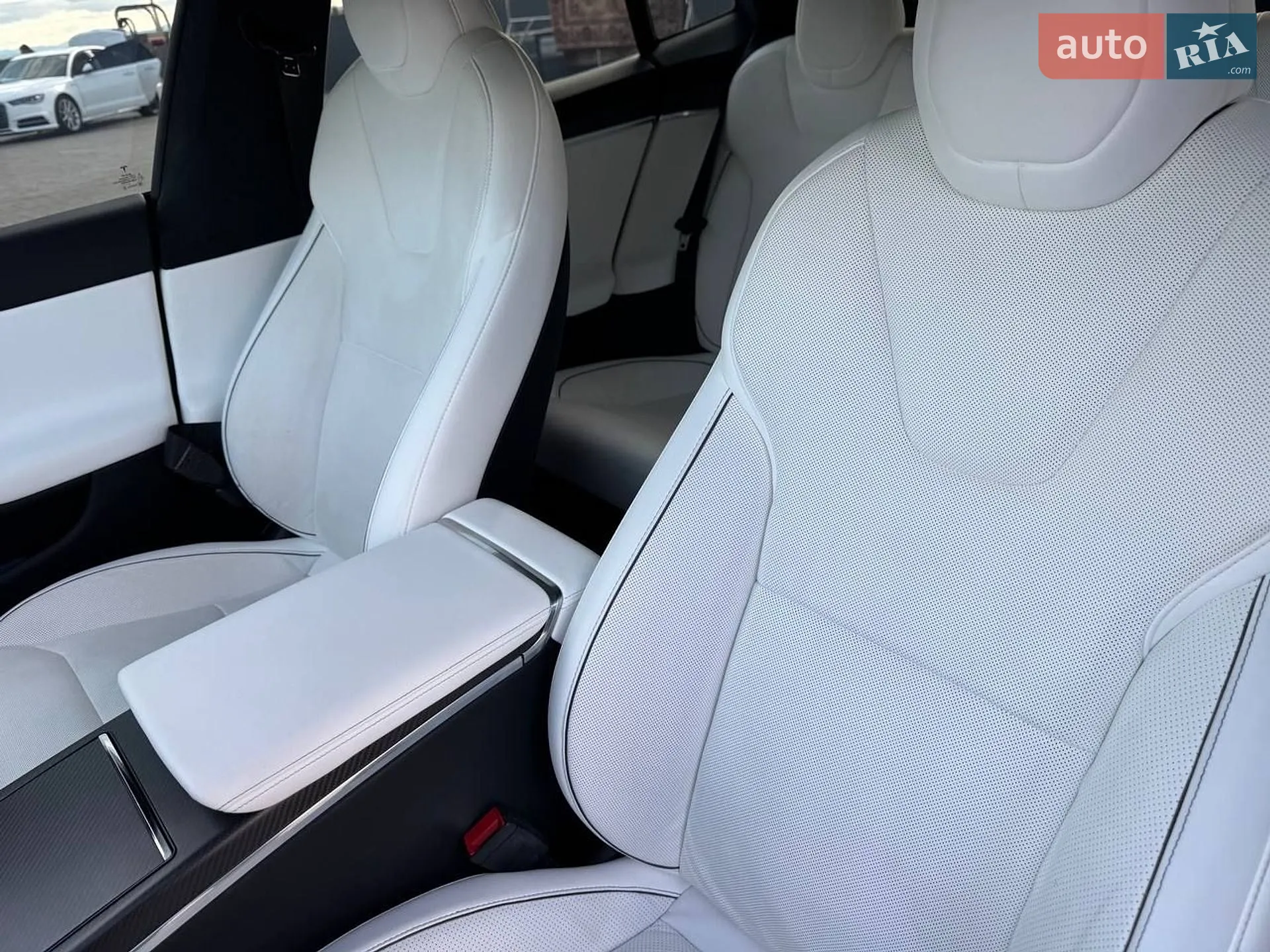2022 Tesla Model S - мініатюра 19