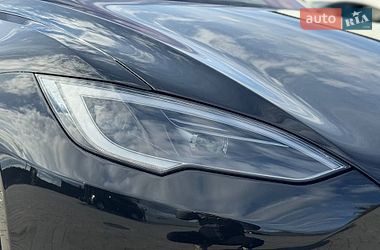 Лифтбек Tesla Model S 2022 в Брошневе-Осаде
