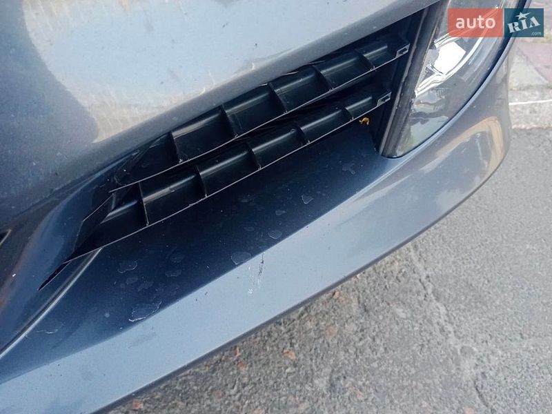 Ліфтбек Tesla Model S 2017 в Одесі