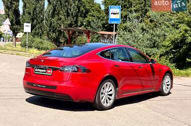 Лифтбек Tesla Model S 2017 в Киеве