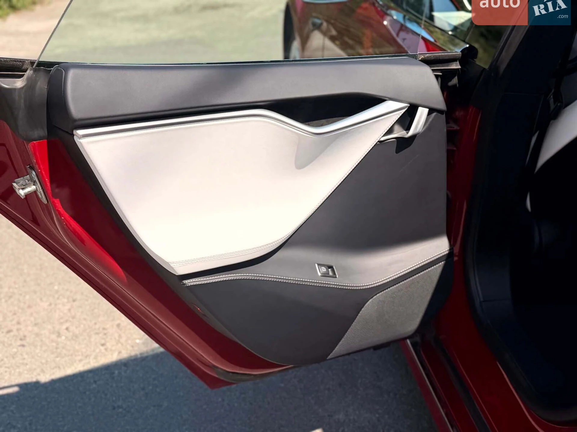 2016 Tesla Model S - мініатюра 11