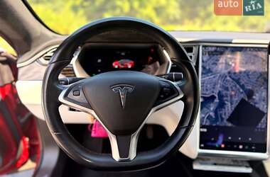 Лифтбек Tesla Model S 2017 в Киеве