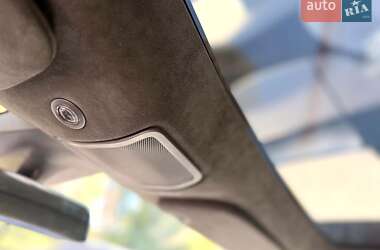 Лифтбек Tesla Model S 2017 в Киеве