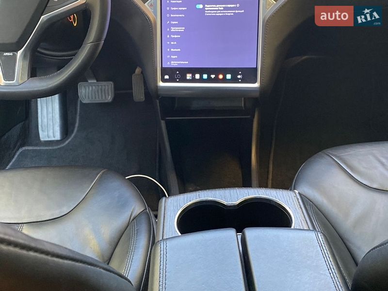Лифтбек Tesla Model S 2013 в Львове
